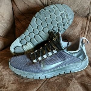 (SOLD) Nike Free Trainer 5.0
